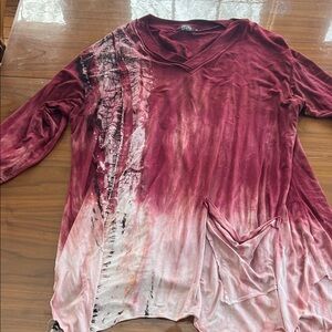 Chic Women's Burgundy and Blush Tunic